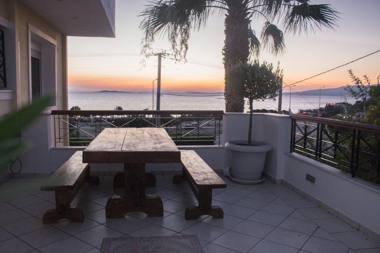 Luxury Seaview Apartment By The Sea Saronida Dış mekan fotoğraf