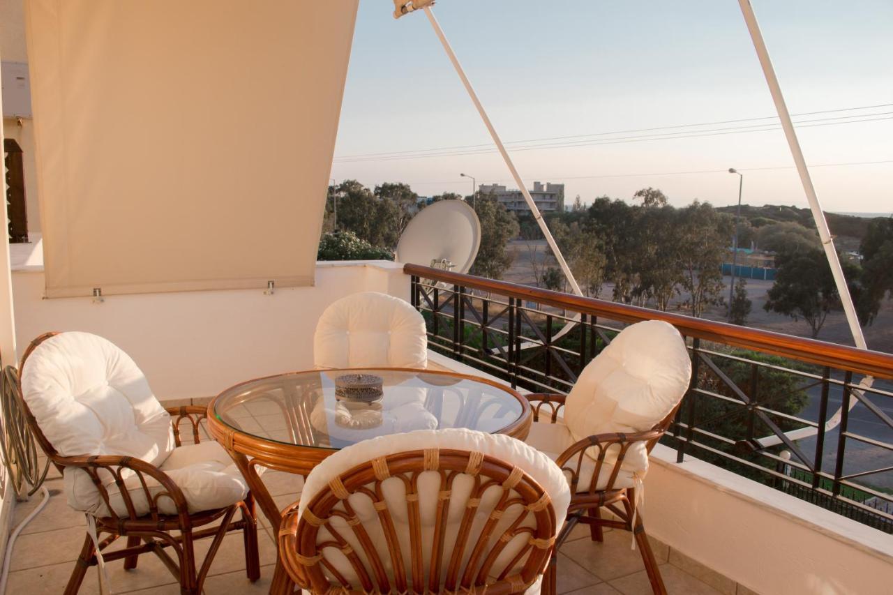 Luxury Seaview Apartment By The Sea Saronida Dış mekan fotoğraf